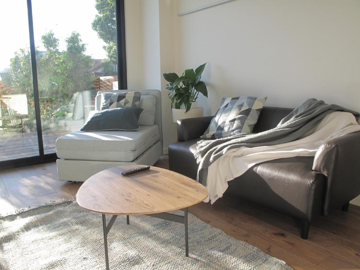Modern 3 Bedroom Apt With Free Parking, Netflix, Wifi & Welcome Wine By Bnb Pro Melbourne Eksteriør bilde